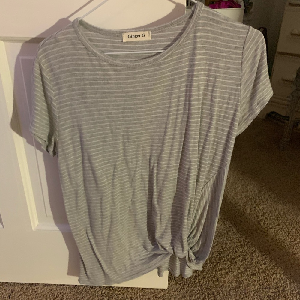 Ginger G grey and white Pico top